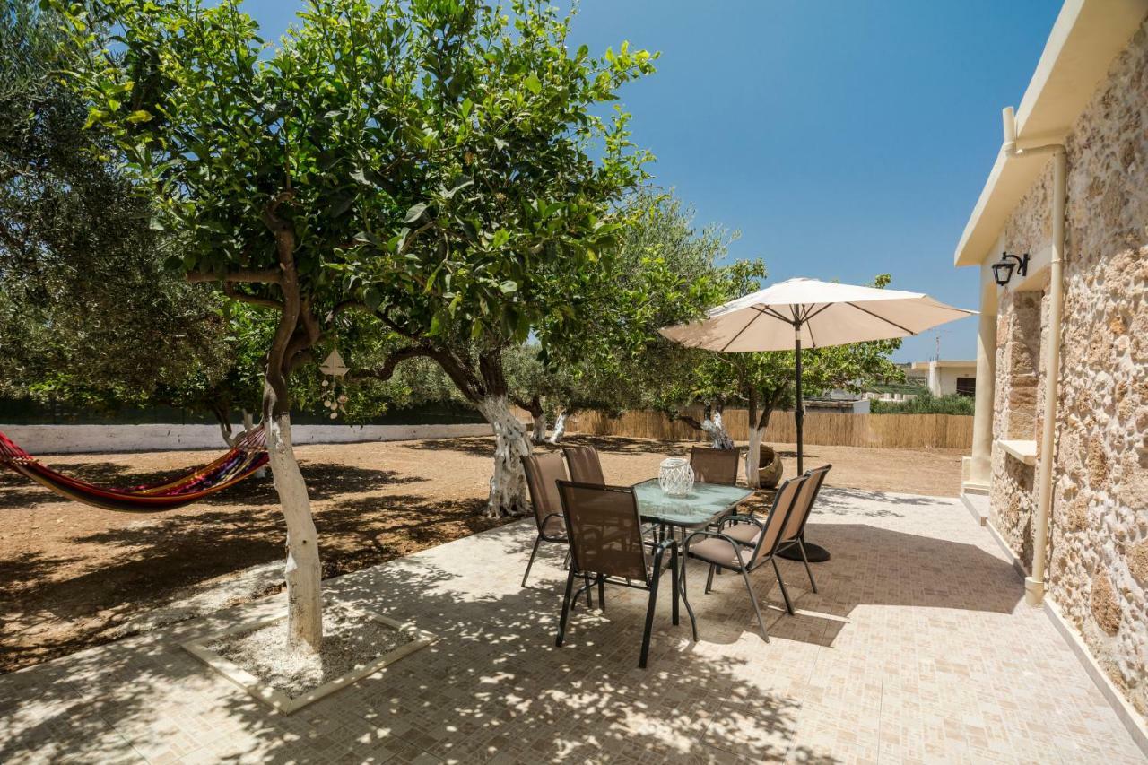 הוילה Plátanos Nepheli Stone House מראה חיצוני תמונה
