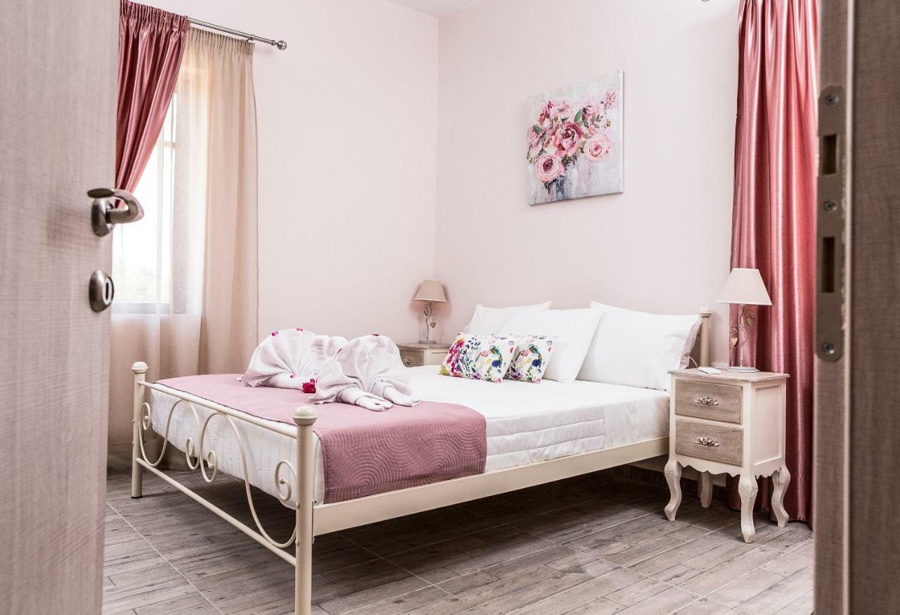 הוילה Plátanos Nepheli Stone House מראה חיצוני תמונה